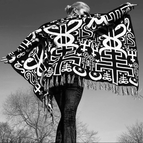 Killstar Sweaters - ❌SOLD❌COZY☁️Killstar Spiritus Knit Cape